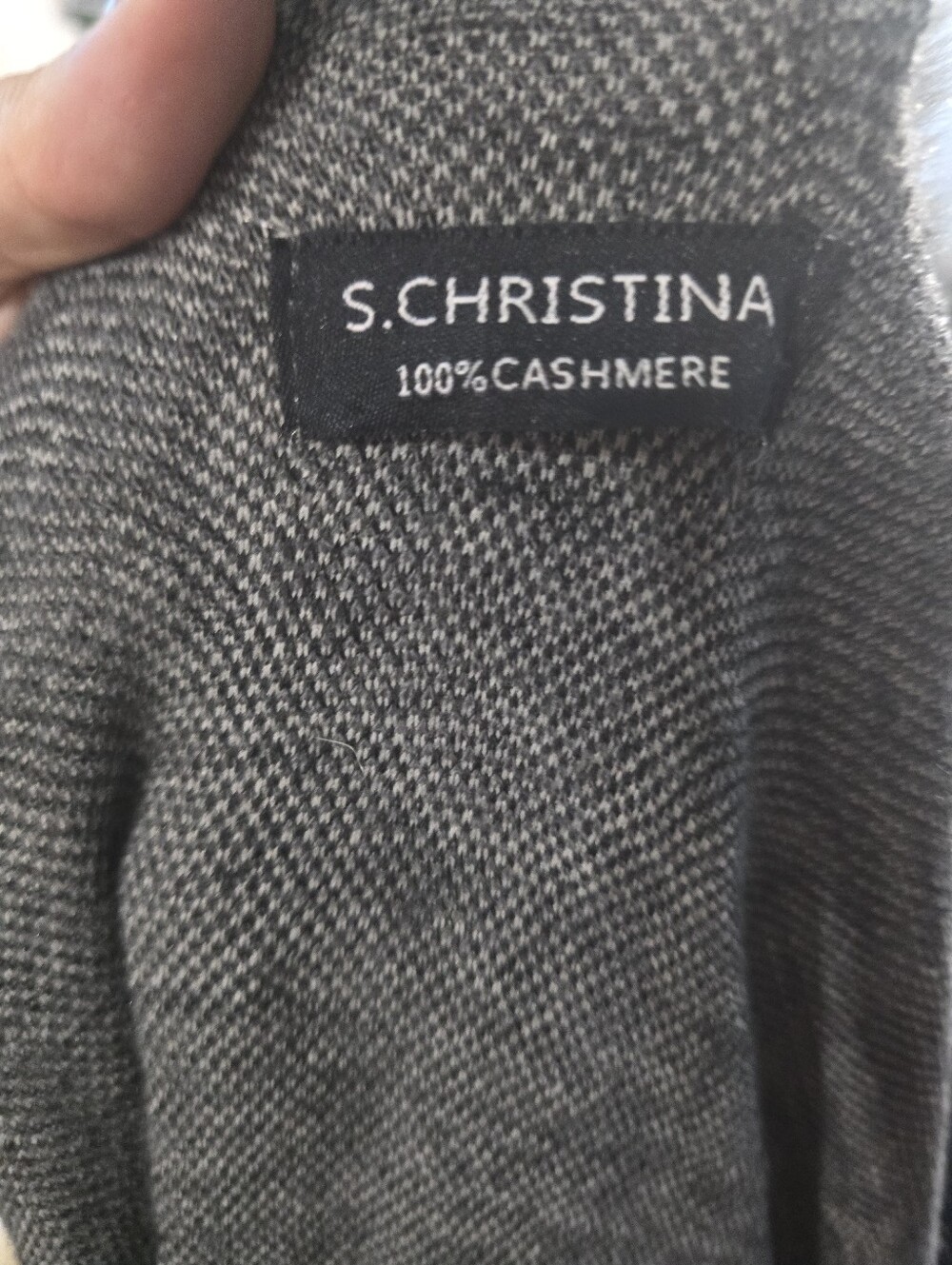Christina Gray Cashmere Knit Sweater - Picture 4 of 5